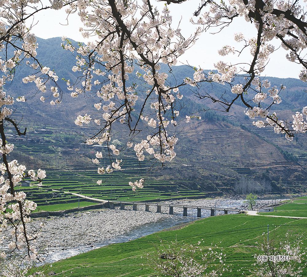 /user/h/hcalendar/editor/2509/155cb31547382a289f709c81eece0b0e_1756886003_2709.jpg 이미지크게보기